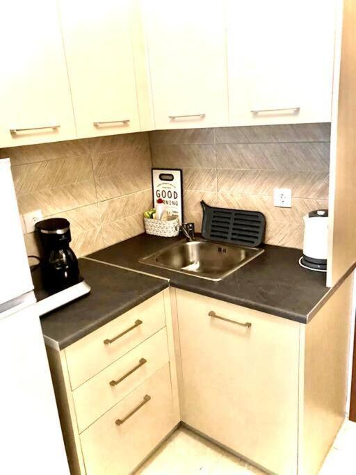 אתונה Akadimias Apartment 1 מראה חיצוני תמונה